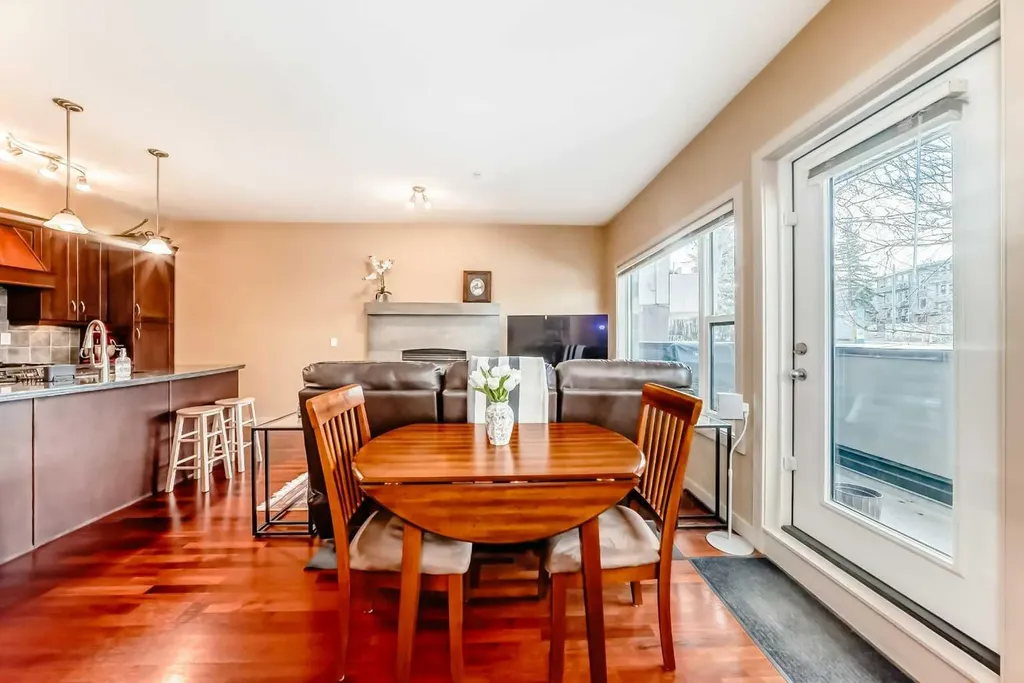 1828 14 Street SW Calgary AB T2T 3S9