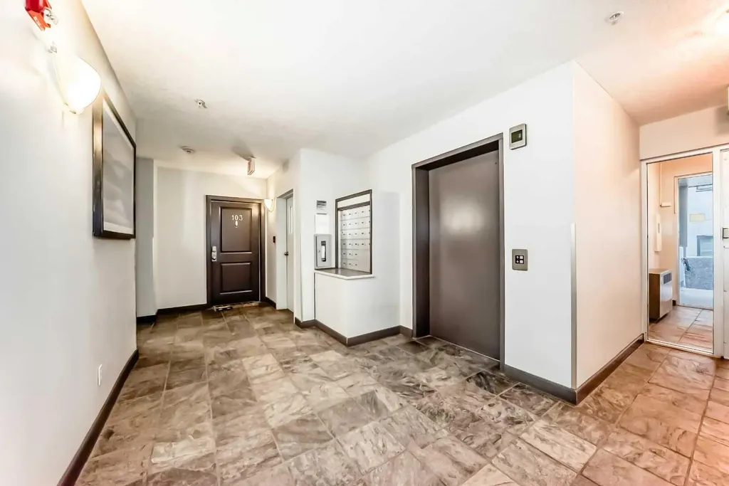 1828 14 Street SW Calgary AB T2T 3S9
