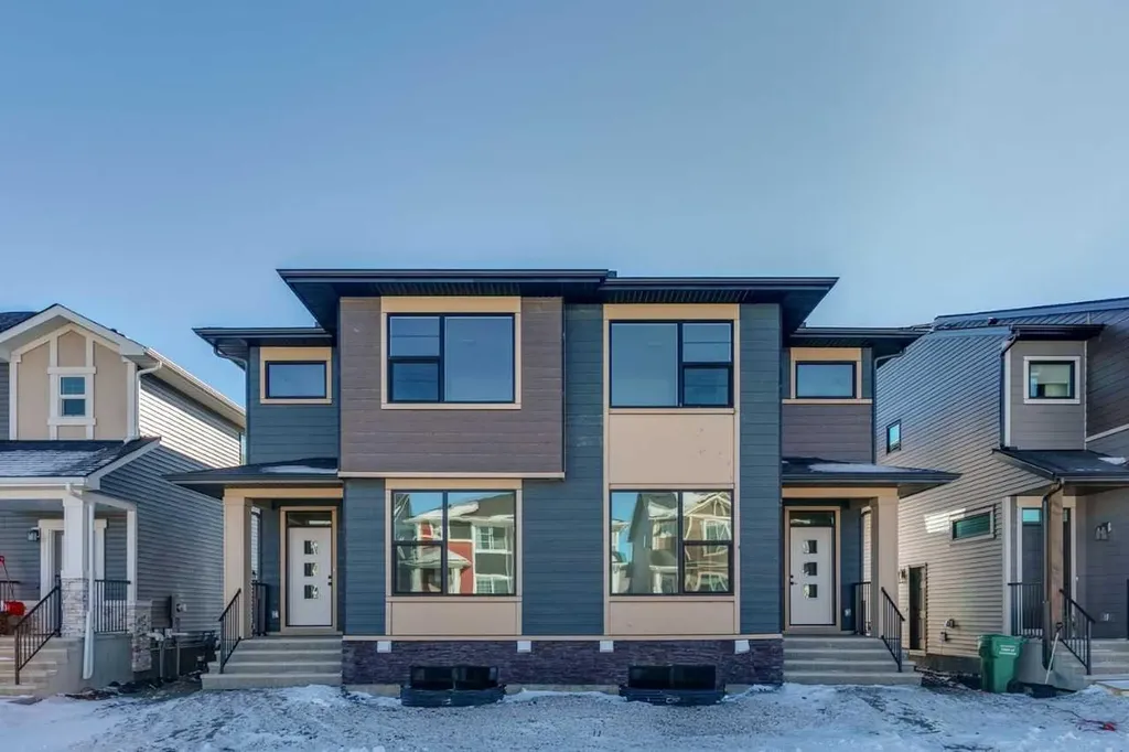 335 Fireside Drive Cochrane AB T4C 3E1