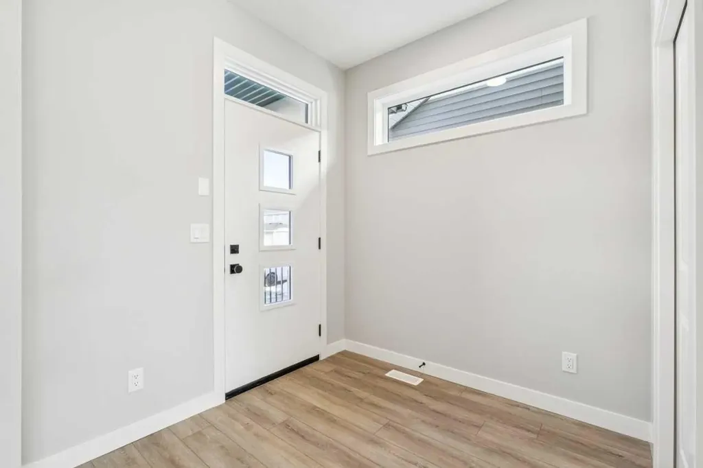335 Fireside Drive Cochrane AB T4C 3E1