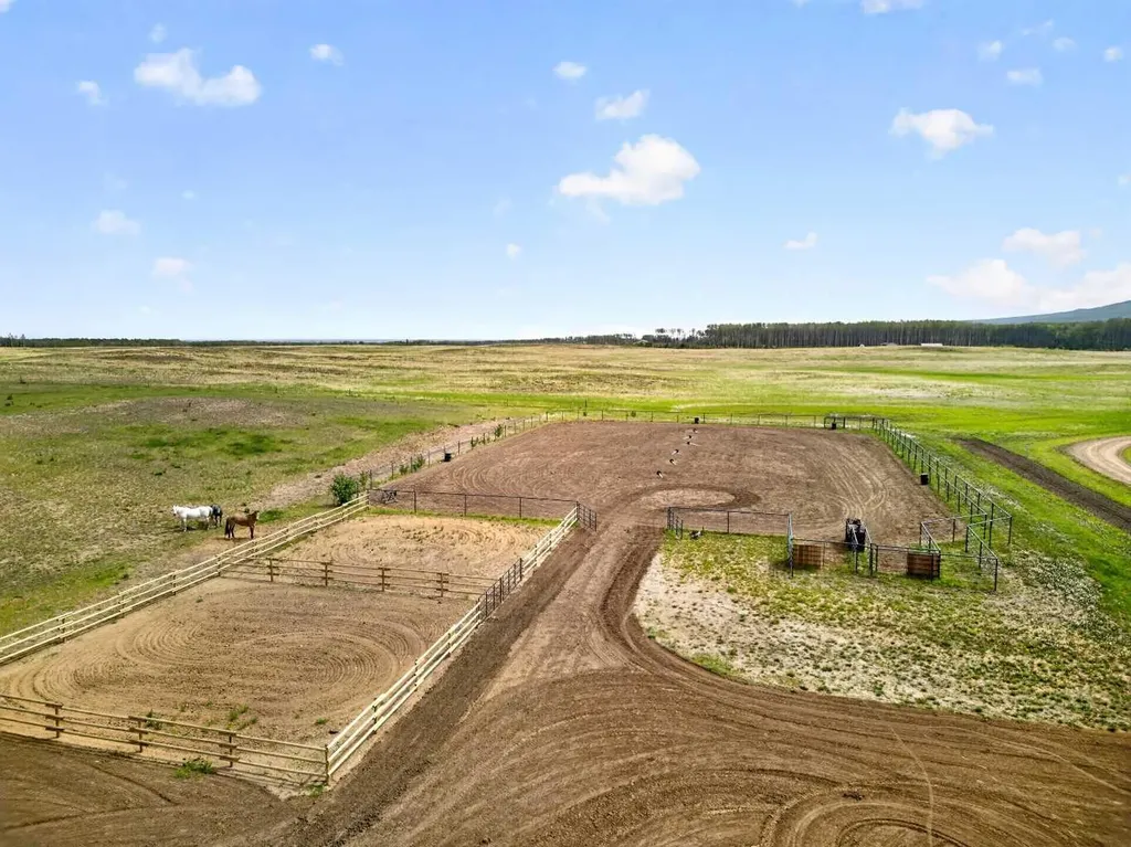 SW-6-104-14-W5 Rge Road 145 Rural Mackenzie County AB T0H 2H0