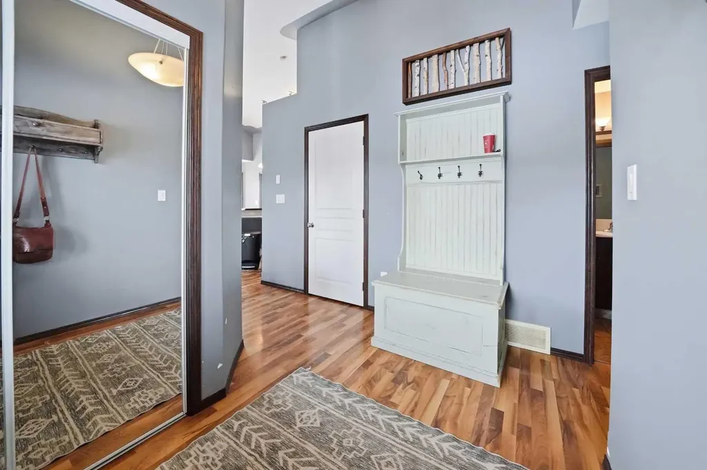 15 Logan Court Sylvan Lake AB T4S 2P4