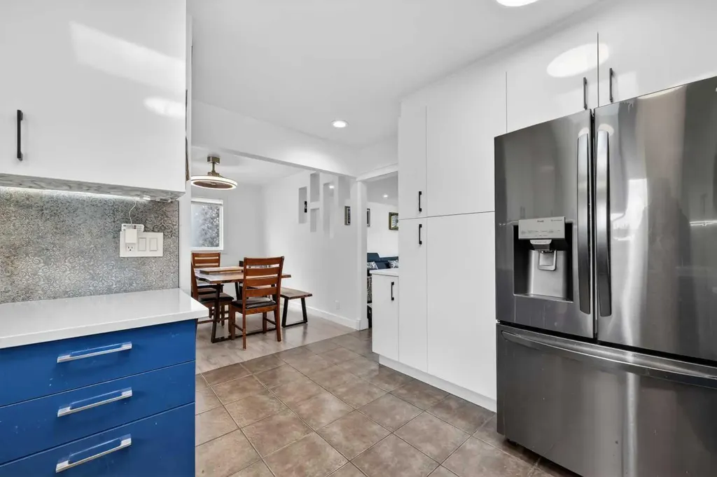 5835 28 Avenue NE Calgary AB T1Y 2E4