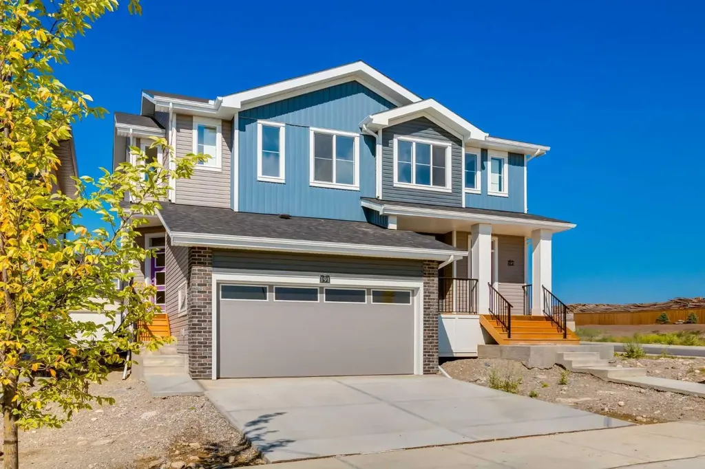 413 Clydesdale Avenue Cochrane AB T4C 3L8