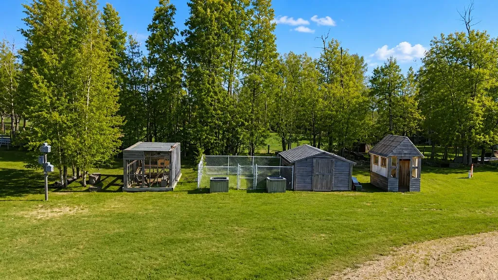 113033 Township Road 592 Rural Woodlands County AB t7s 2a1