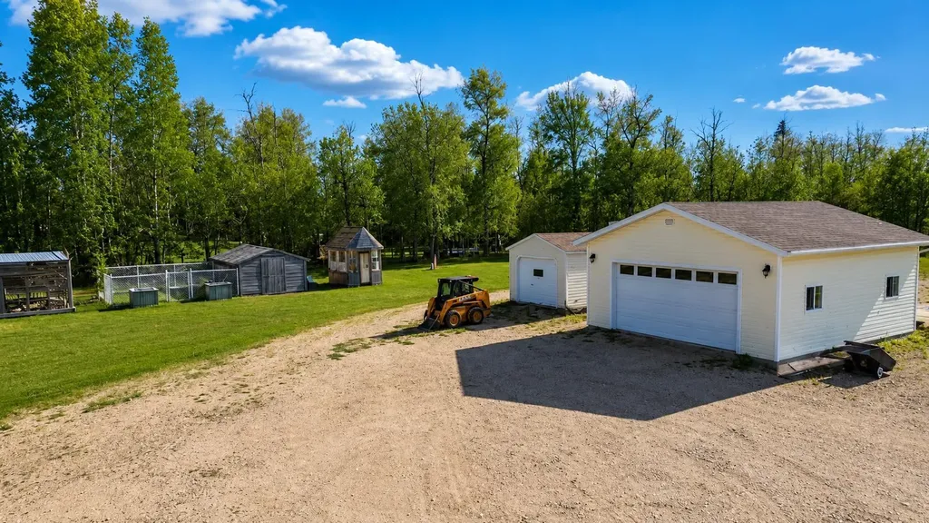 113033 Township Road 592 Rural Woodlands County AB t7s 2a1