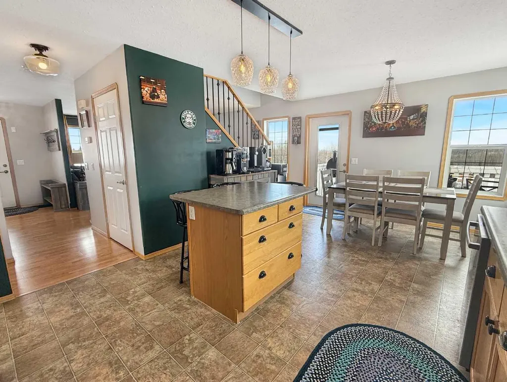 113033 Township Road 592 Rural Woodlands County AB t7s 2a1