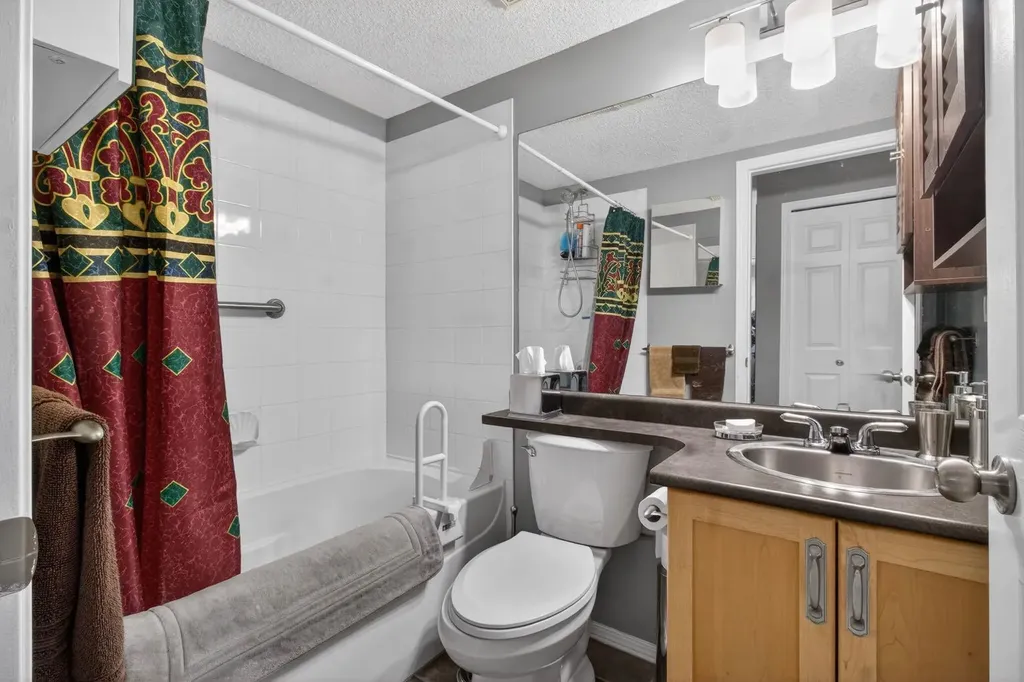 16320 24 Street SW Calgary AB T2Y4T7
