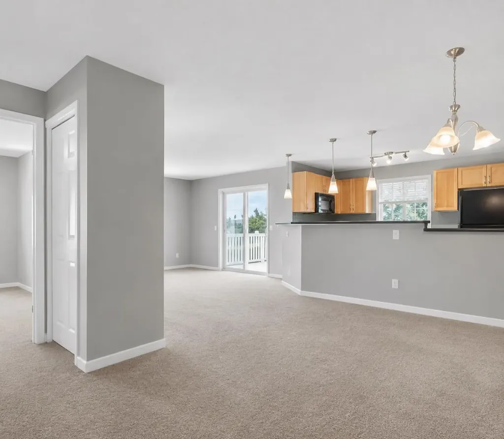 16320 24 Street SW Calgary AB T2Y4T7