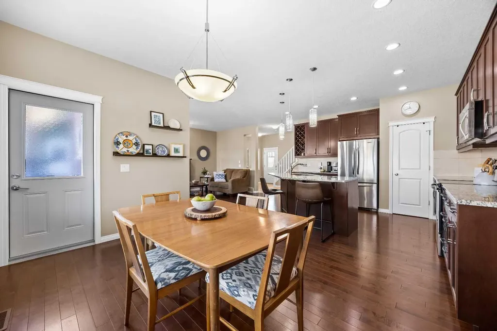 211 Mountainview Drive Okotoks AB T1S 0L6