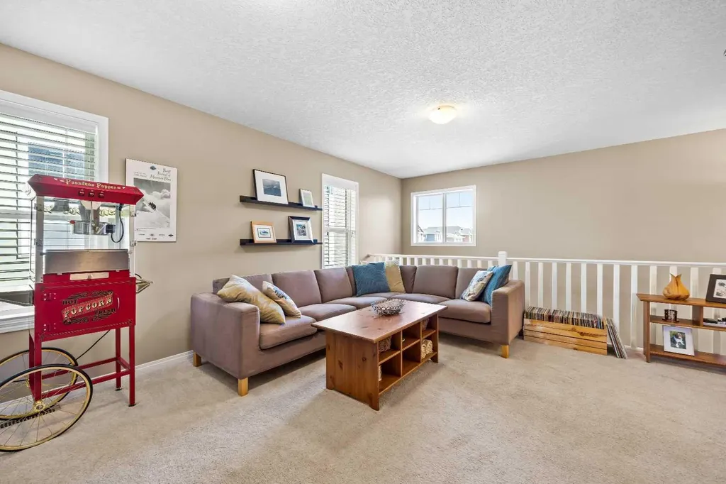 211 Mountainview Drive Okotoks AB T1S 0L6