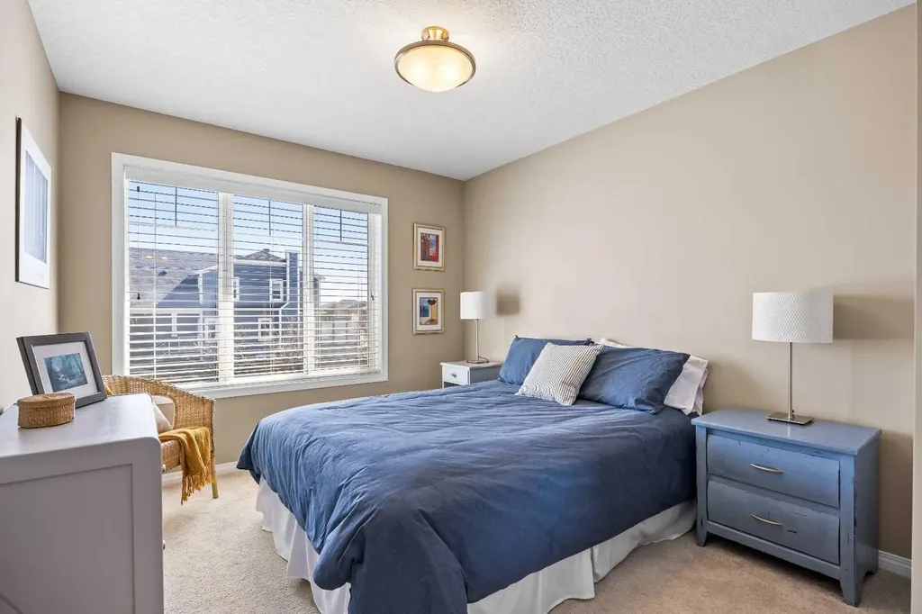 211 Mountainview Drive Okotoks AB T1S 0L6