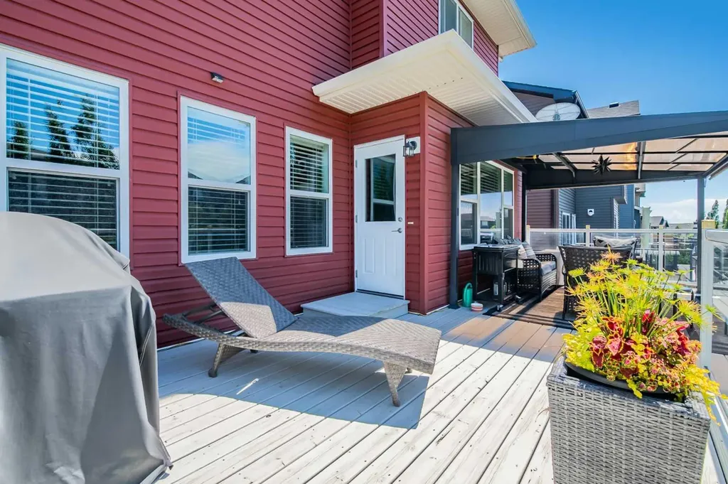 211 Mountainview Drive Okotoks AB T1S 0L6