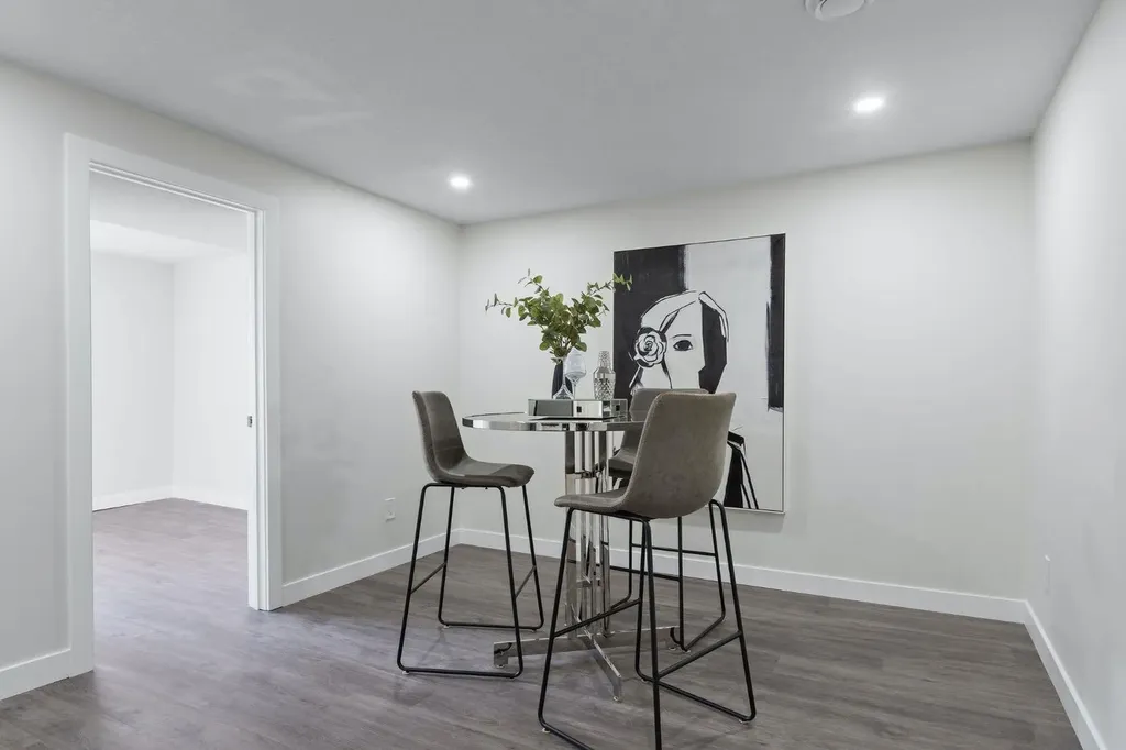 9608 5 Street SE Calgary AB T2J 1K6