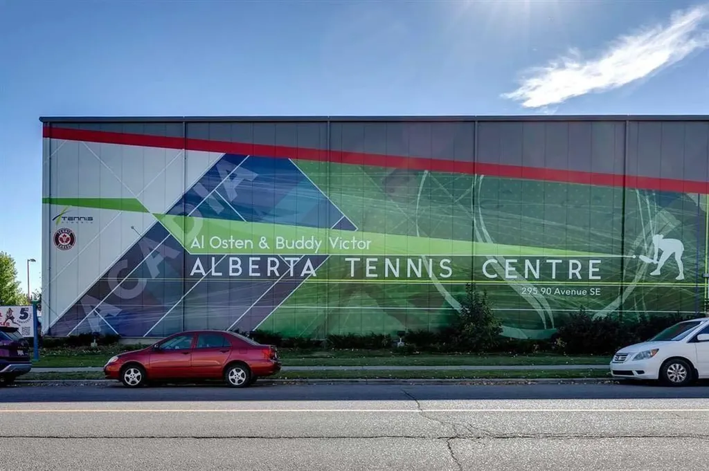9608 5 Street SE Calgary AB T2J 1K6