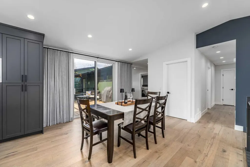 2328 58 Avenue SW Calgary AB T3E 1N5