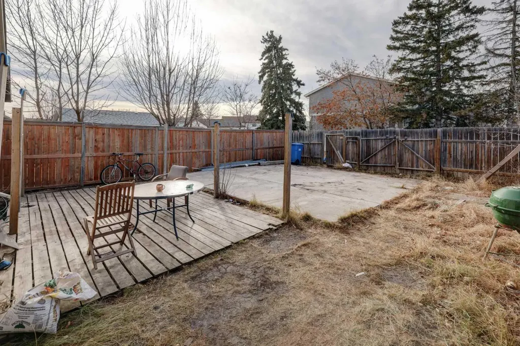 164 Faldale Close NE Calgary AB T3J 1V9