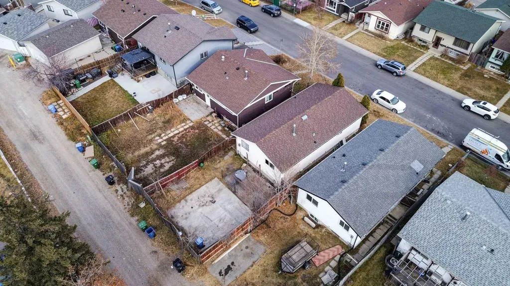 164 Faldale Close NE Calgary AB T3J 1V9