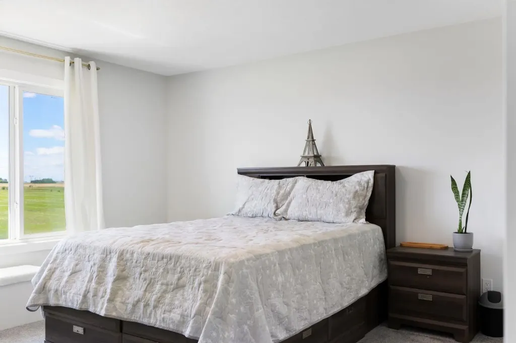 183 Brander Avenue Langdon AB T0J 1X2
