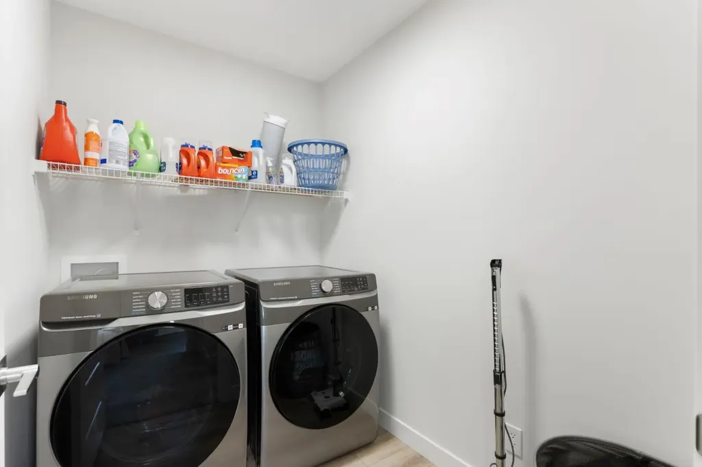 183 Brander Avenue Langdon AB T0J 1X2