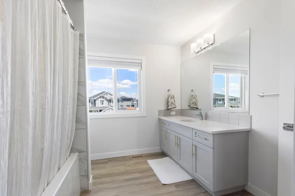 183 Brander Avenue Langdon AB T0J 1X2