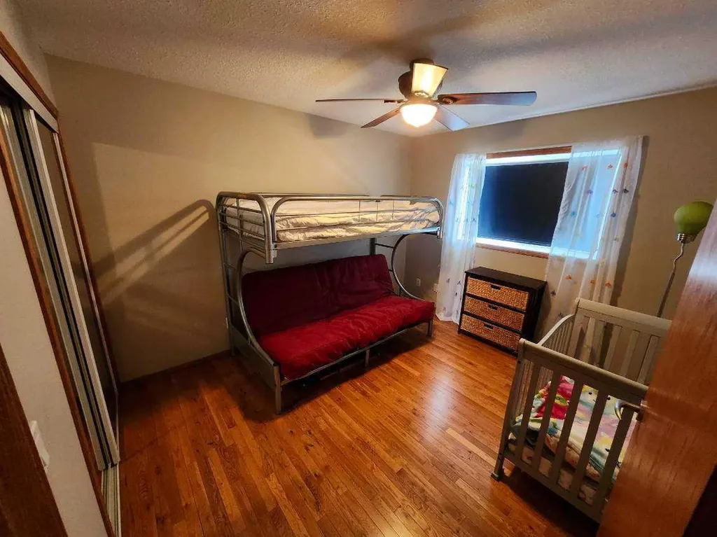 31 Oaklands Crescent Red Deer AB T4P 0C4