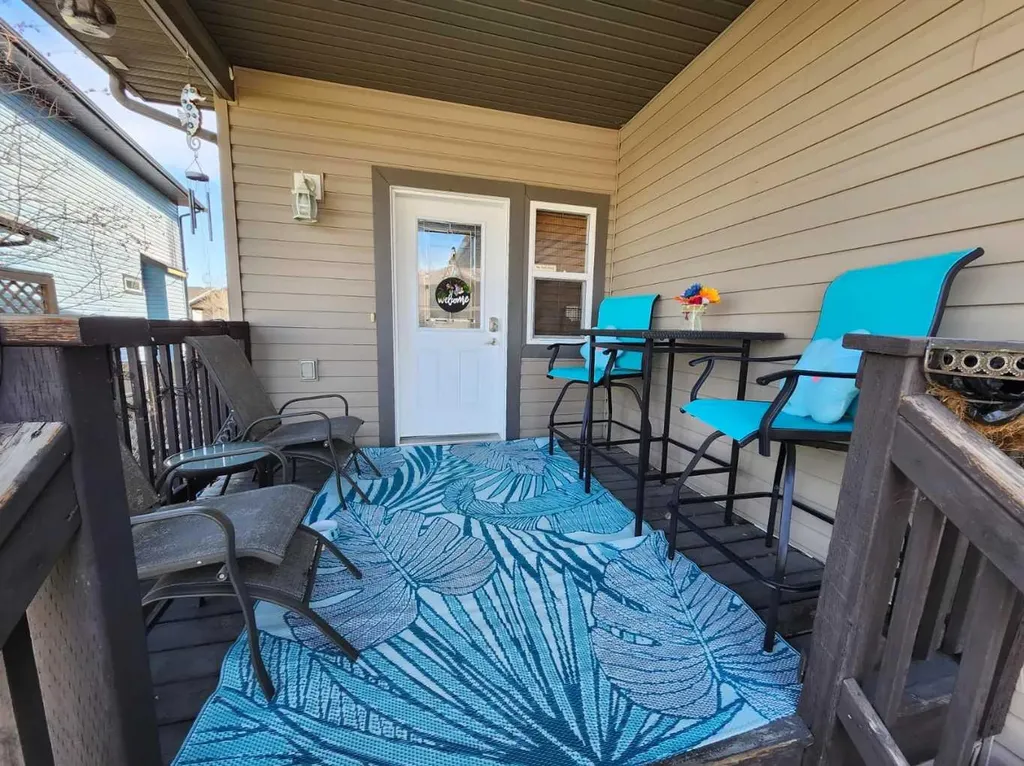 31 Oaklands Crescent Red Deer AB T4P 0C4