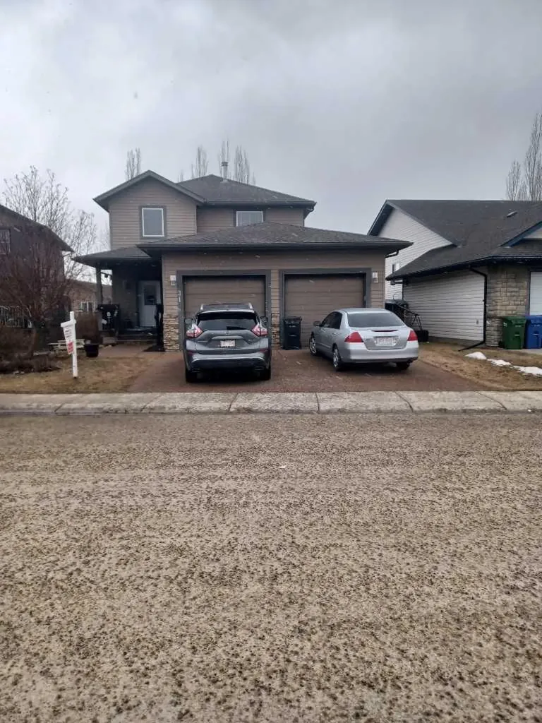 31 Oaklands Crescent Red Deer AB T4P 0C4