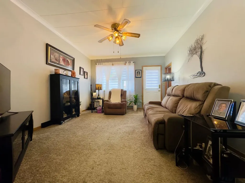 7710 24 Avenue Coleman AB T0K0M0