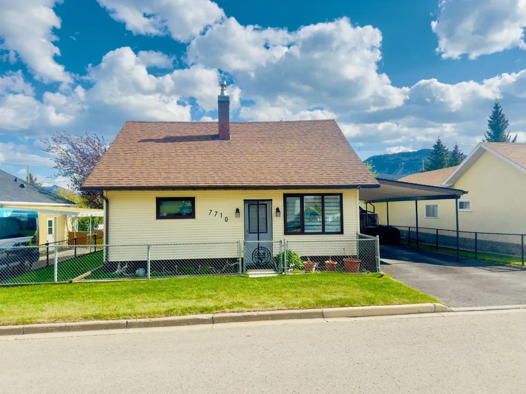 7710 24 Avenue Coleman AB T0K0M0