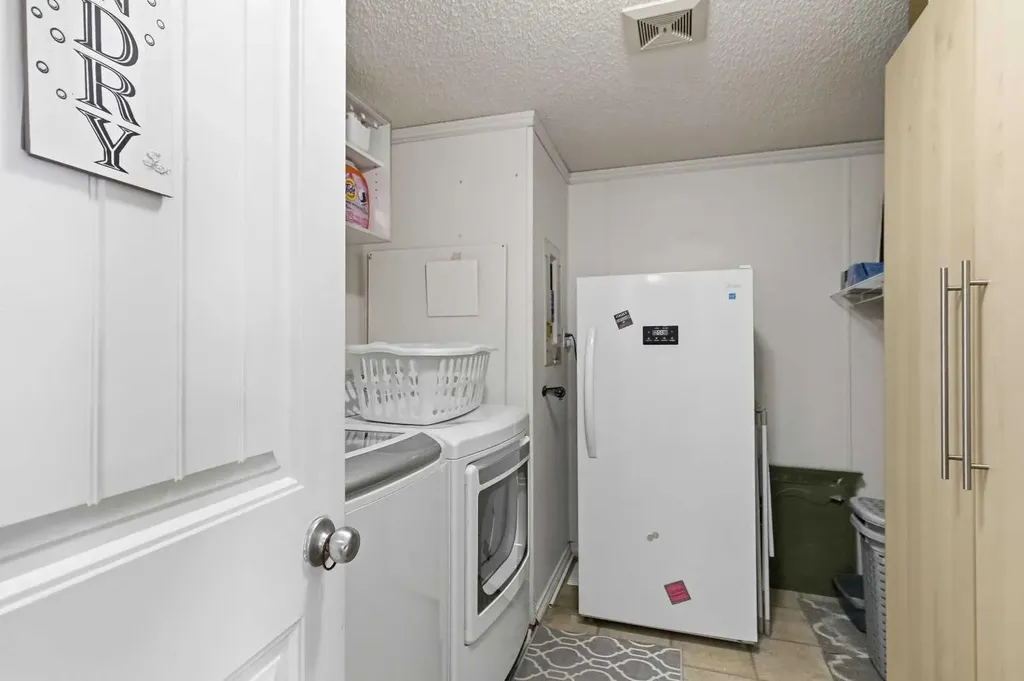 344 Grey Crescent Fort Mcmurray AB T9H 2N8