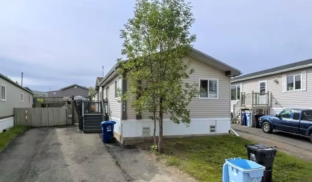 344 Grey Crescent Fort Mcmurray AB T9H 2N8