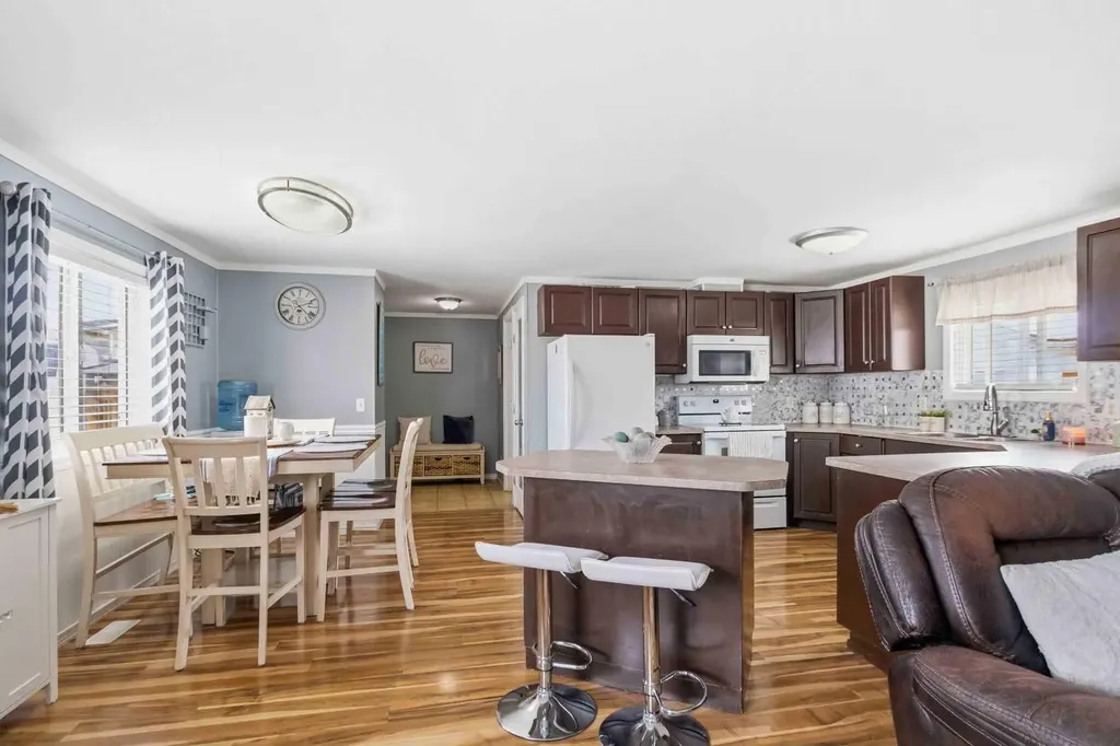 344 Grey Crescent Fort Mcmurray AB T9H 2N8