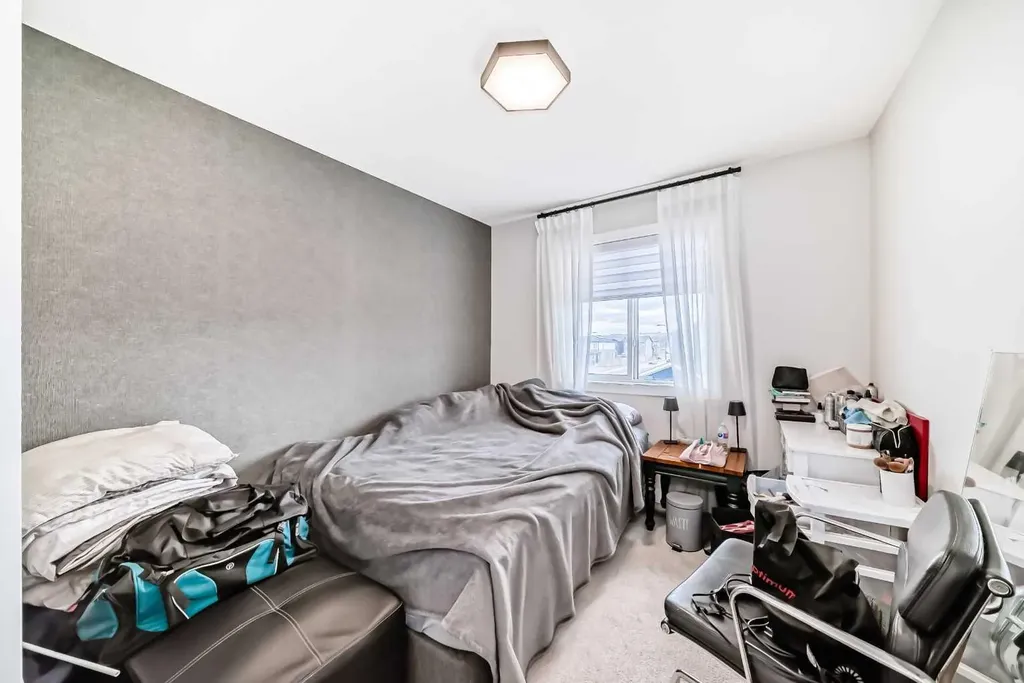 223 Wolf Creek Avenue SE Calgary AB T2X4X1