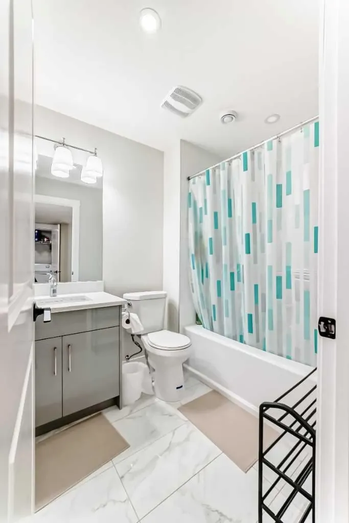 223 Wolf Creek Avenue SE Calgary AB T2X4X1