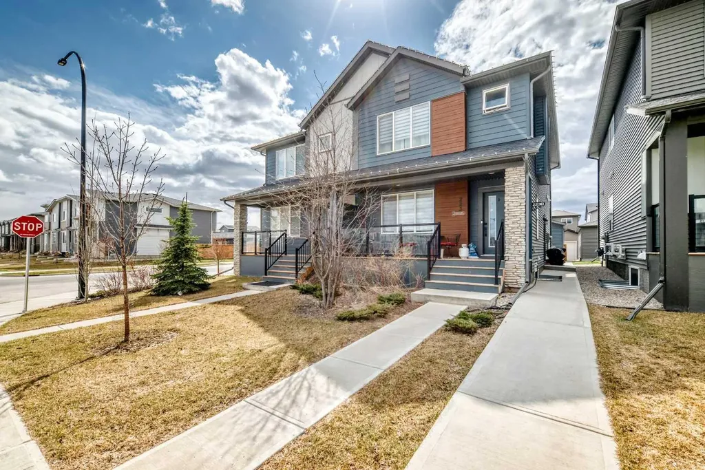 223 Wolf Creek Avenue SE Calgary AB T2X4X1
