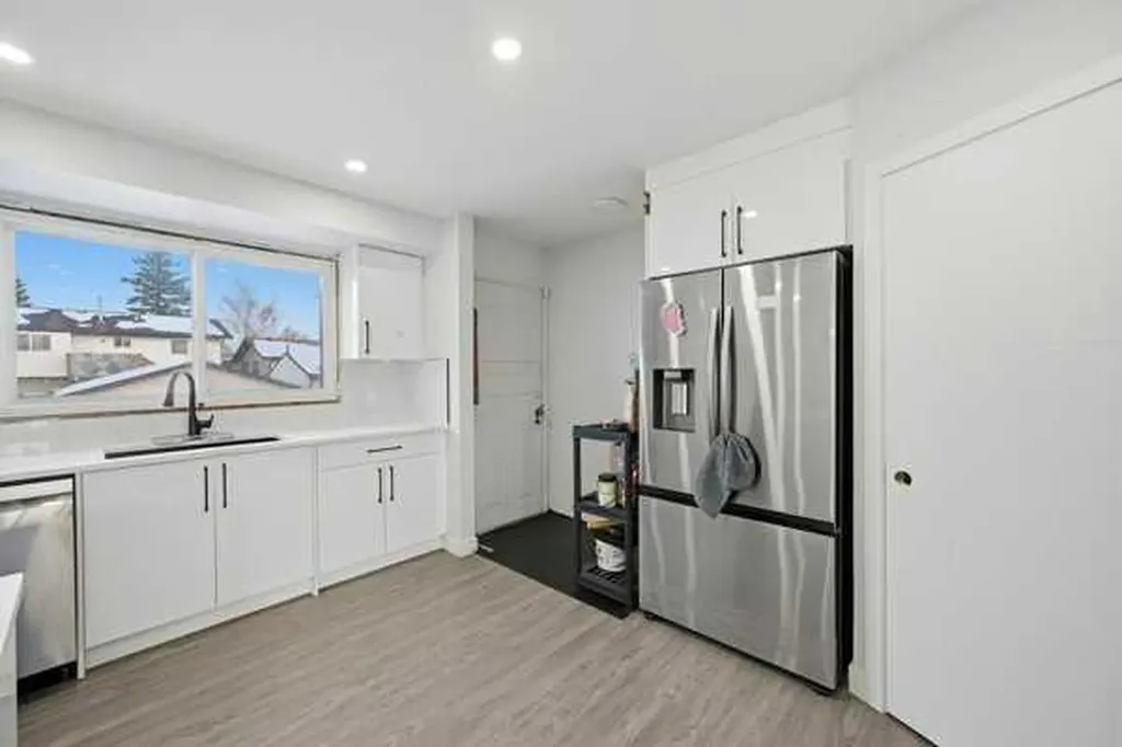 171 Rundlefield Crescent NE Calgary AB T1Y2V8