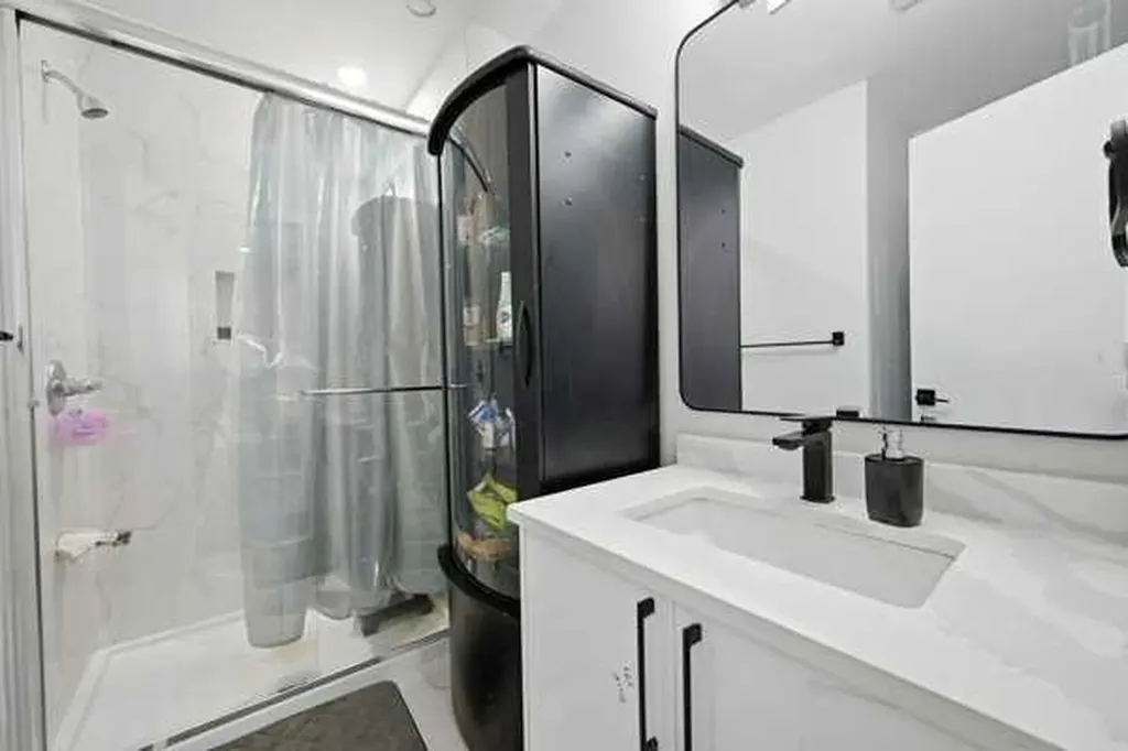171 Rundlefield Crescent NE Calgary AB T1Y2V8