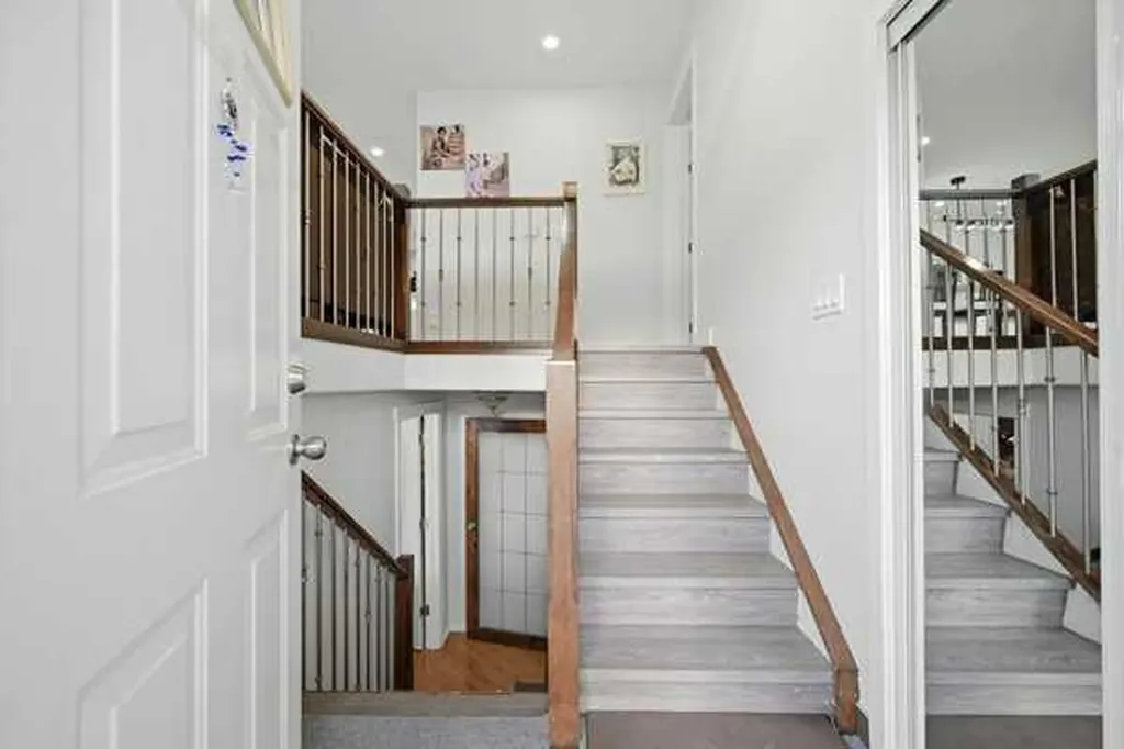 171 Rundlefield Crescent NE Calgary AB T1Y2V8