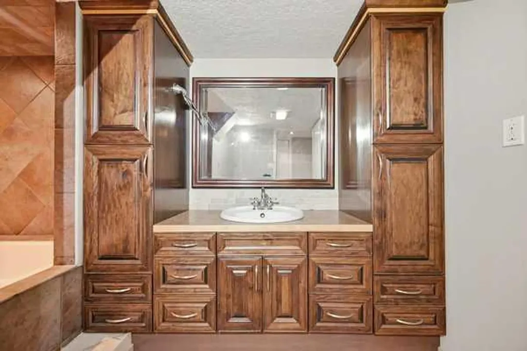 171 Rundlefield Crescent NE Calgary AB T1Y2V8