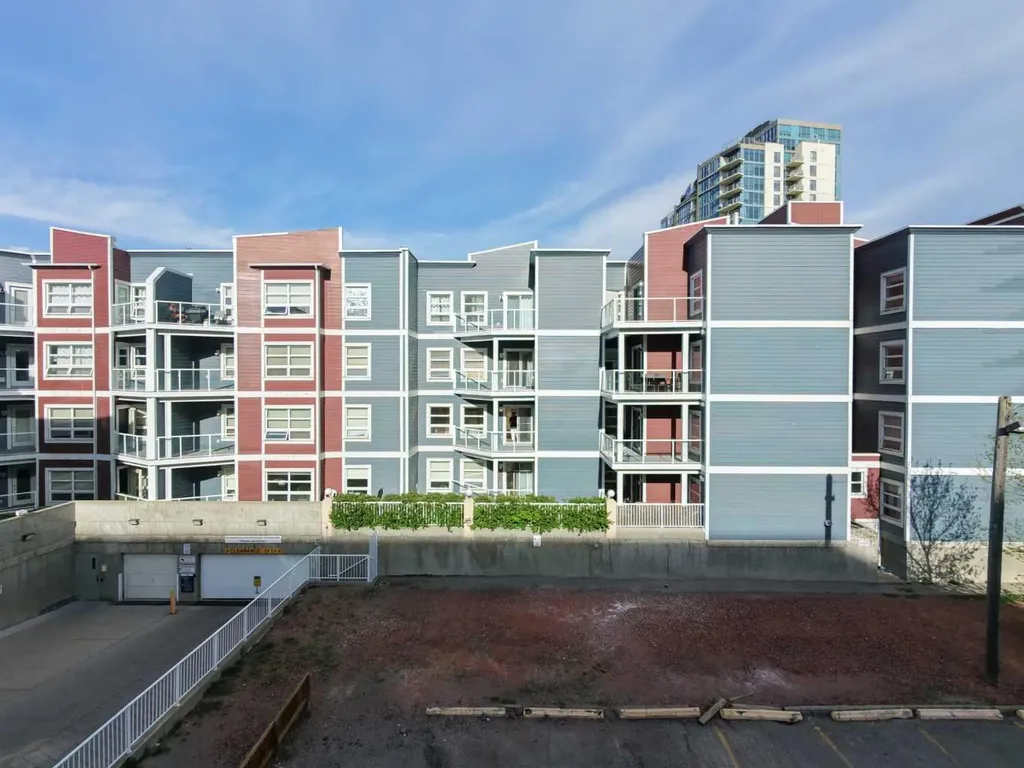 333 Riverfront Avenue SE Calgary AB T2G 5R1