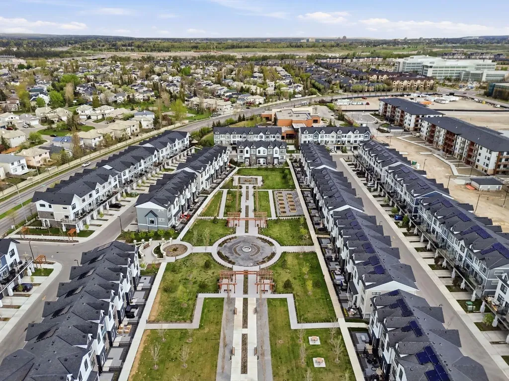 99 Les Jardins Park SE Calgary AB T2C 5V3
