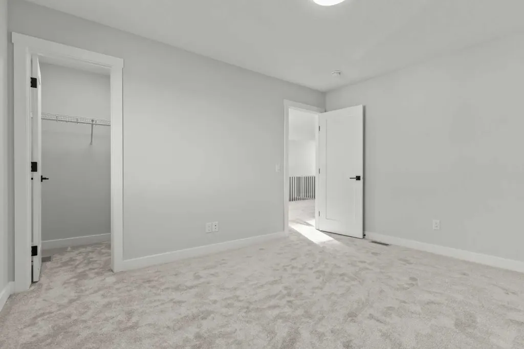 294 Kinniburgh Loop Chestermere AB T1X 3C3