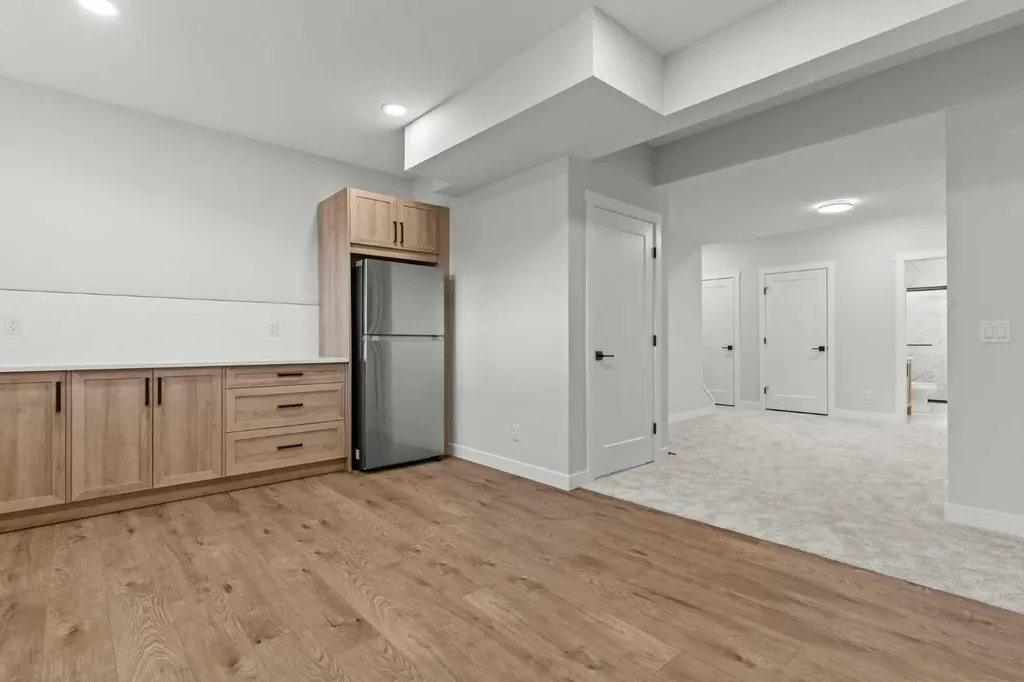 294 Kinniburgh Loop Chestermere AB T1X 3C3