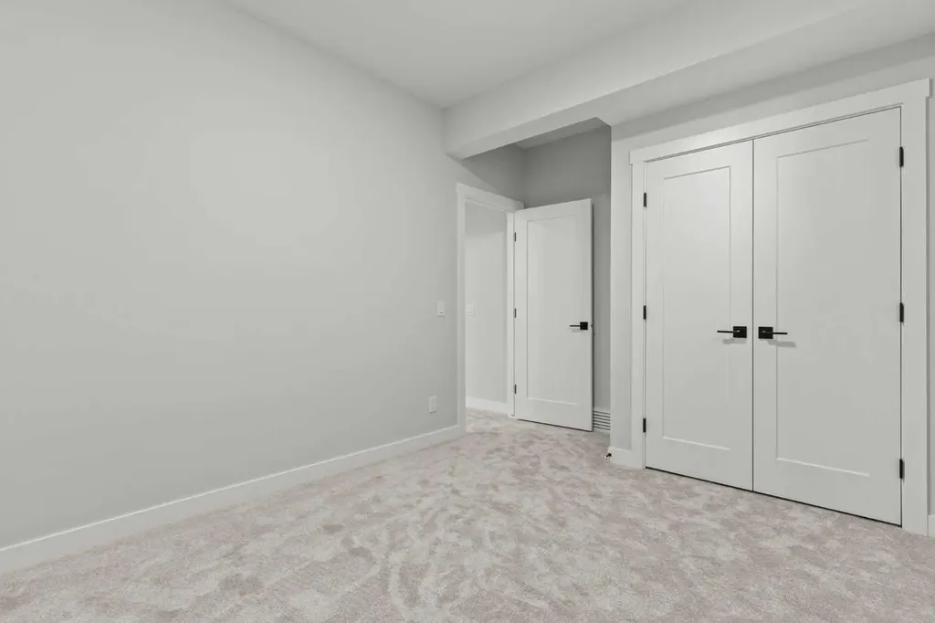 294 Kinniburgh Loop Chestermere AB T1X 3C3