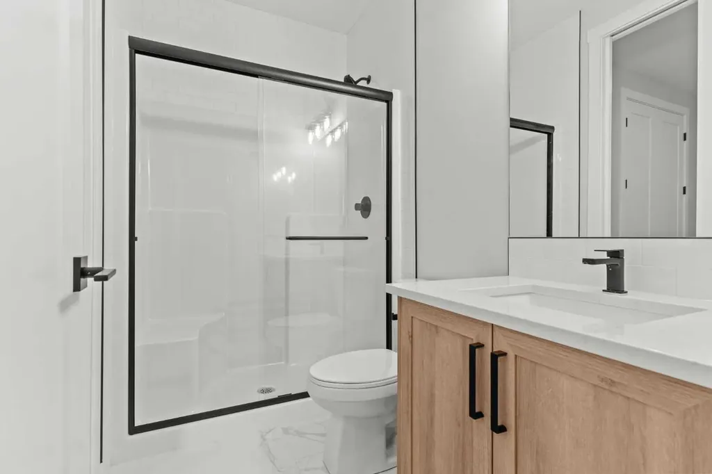 294 Kinniburgh Loop Chestermere AB T1X 3C3