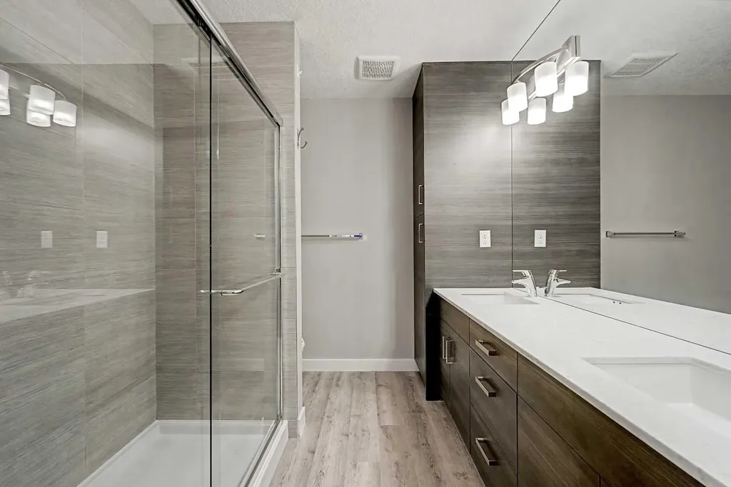 10 Walgrove Walk SE Calgary AB T2X4E3