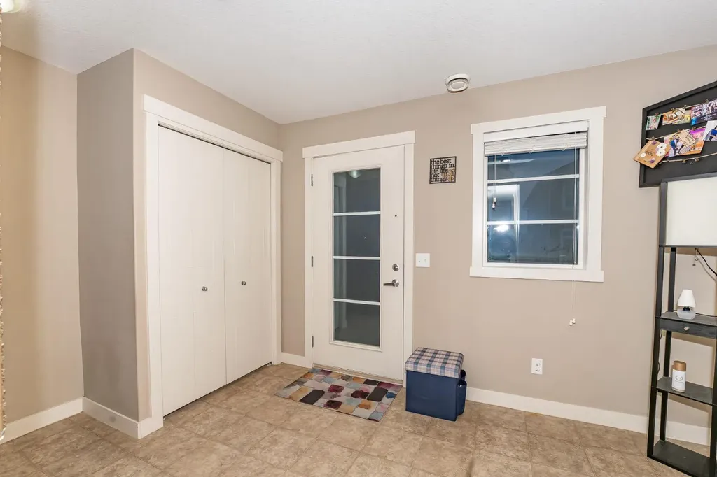 638 Redstone View NE Calgary AB T3N 0M9