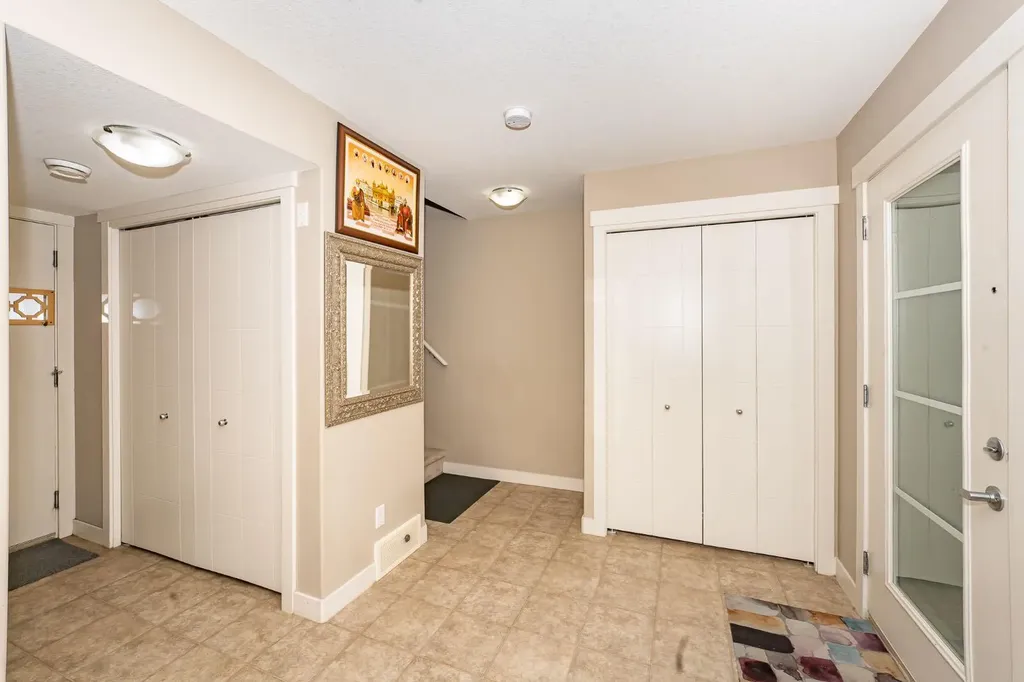 638 Redstone View NE Calgary AB T3N 0M9