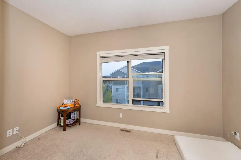 638 Redstone View NE Calgary AB T3N 0M9